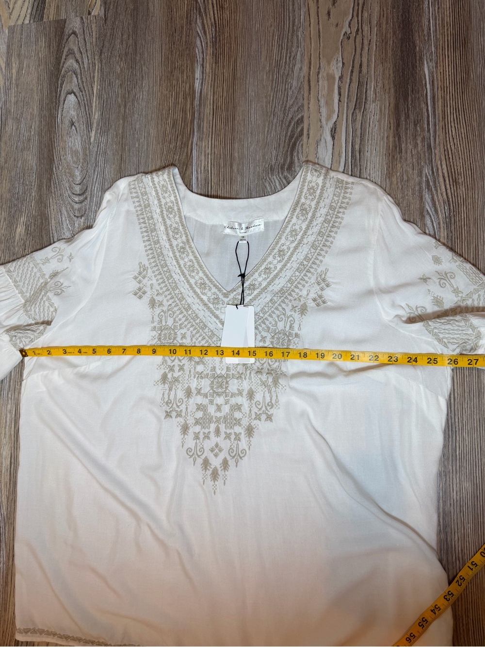 Chelsea & Theodore White Blouse with Beige Embroidery - Picture 7 of 11